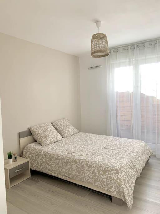 Apartmán Grand F3 A 30Mn De Paris - Terrasse + Parking Prive Saint-Ouen-l'Aumone Exteriér fotografie