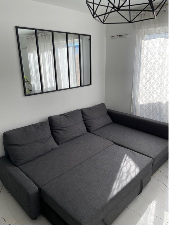 Apartmán Grand F3 A 30Mn De Paris - Terrasse + Parking Prive Saint-Ouen-l'Aumone Exteriér fotografie